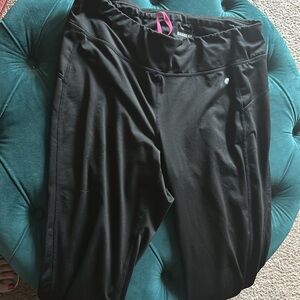 Active Essentials Rainbeau Black Workout Capris, Sz Large